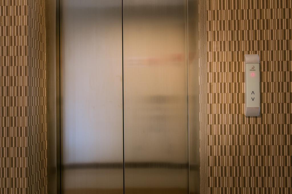De Hug Hotel&residence 4*